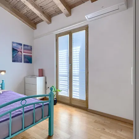 Holiday Aquamarine By Interhome Holiday home Pula